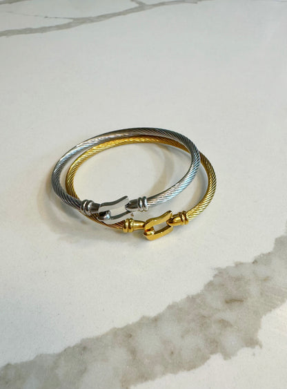 Amy Buckle Bangle-Silver