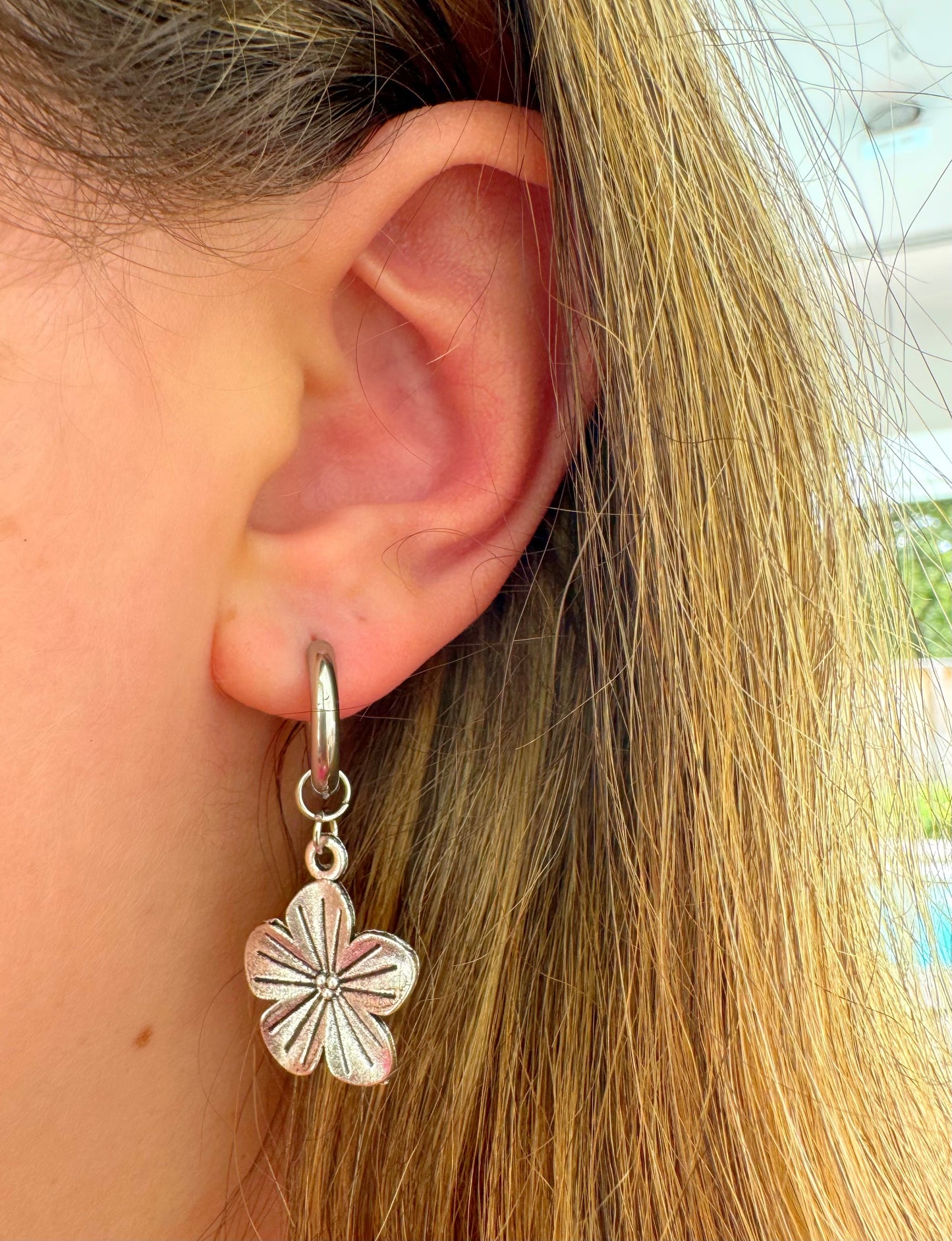 Greta Silver Plated Flower Earrings