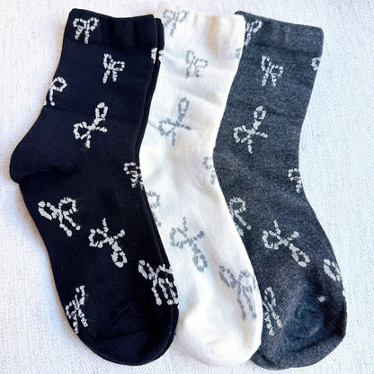 Lovely Bows Around Socks