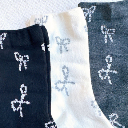Lovely Bows Around Socks